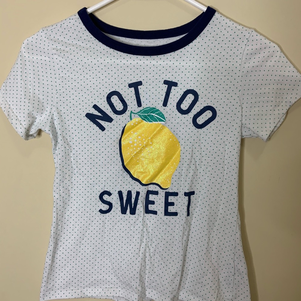 lemon graphic tee